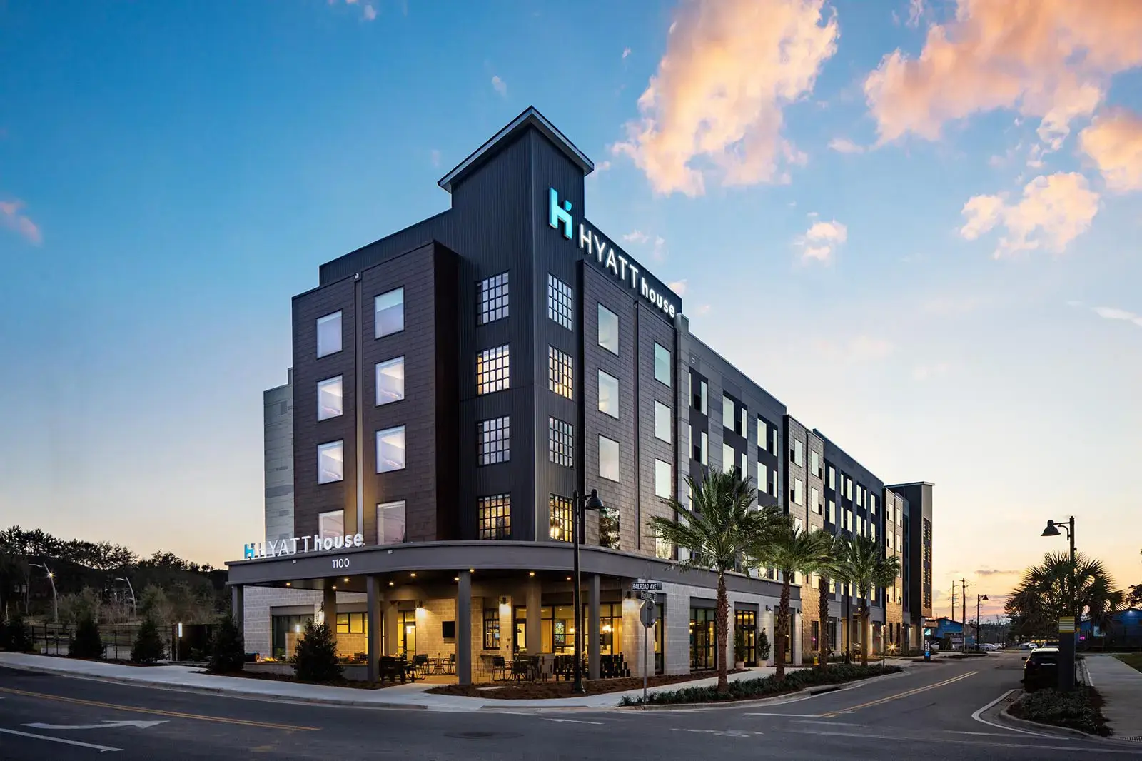 Hyatt House Tallahassee Capitol-University, FL photography by Greg Ceo Image editing by Valentin Sivyakov